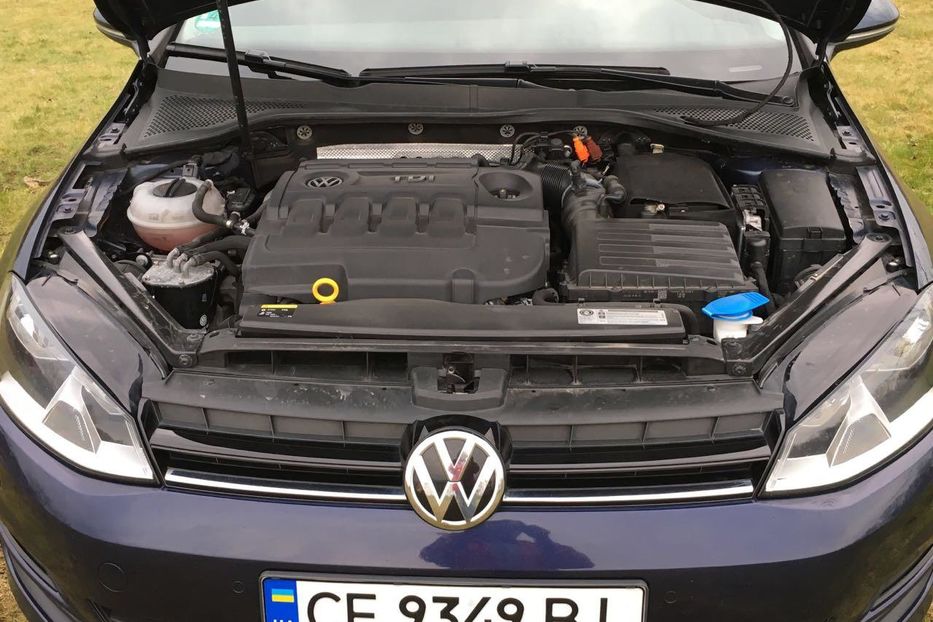 Продам Volkswagen Golf VII 2013 года в Луцке