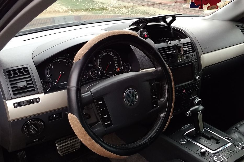 Продам Volkswagen Touareg 2005 года в Черновцах