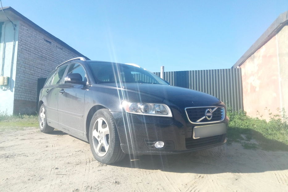Продам Volvo V50 2011 года в г. Нетишин, Хмельницкая область