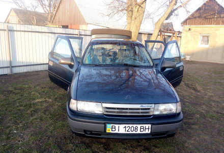 Продам Opel Vectra A 1989 года в г. Зеньков, Полтавская область
