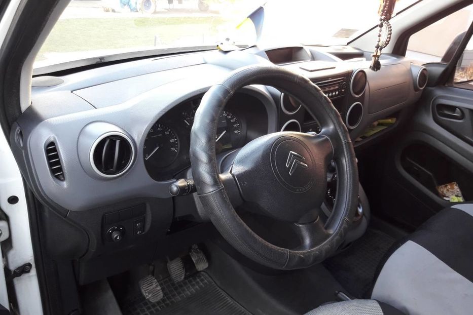 Продам Citroen Berlingo пасс. В9, 1.6 HDI 2008 года в Киеве