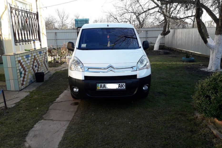 Продам Citroen Berlingo пасс. В9, 1.6 HDI 2008 года в Киеве