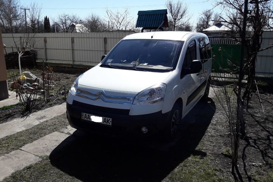 Продам Citroen Berlingo пасс. В9, 1.6 HDI 2008 года в Киеве