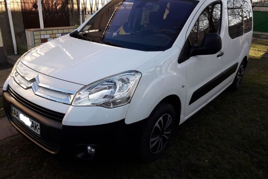 Продам Citroen Berlingo пасс. В9, 1.6 HDI 2008 года в Киеве