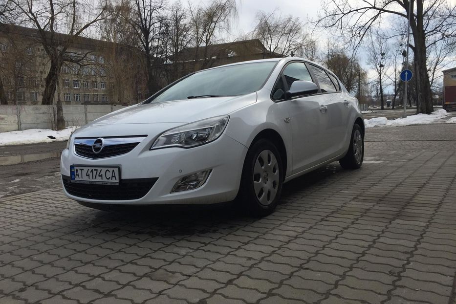 Продам Opel Astra J 2010 года в г. Калуш, Ивано-Франковская область