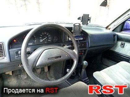 Продам Toyota Carina 1986 года в Одессе