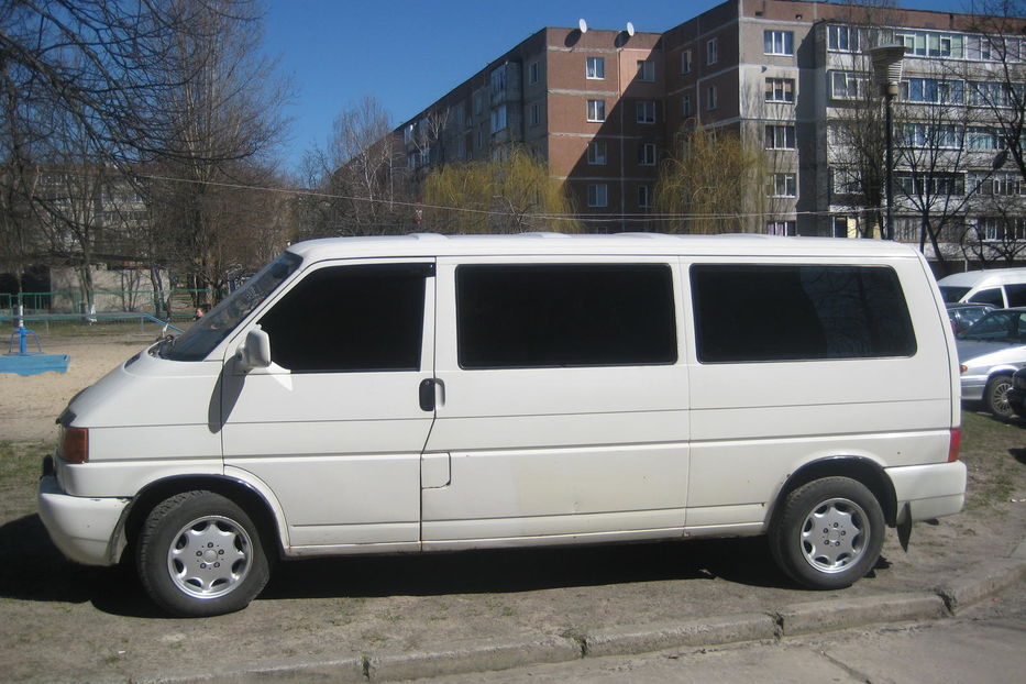 Продам Volkswagen T4 (Transporter) пасс. 2000 года в Ровно