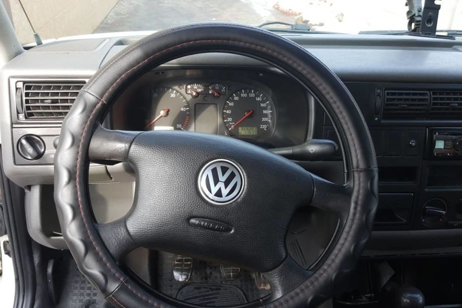 Продам Volkswagen T4 (Transporter) пасс. 2002 года в Ровно