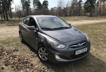 Продам Hyundai Accent  2012 года в Киеве