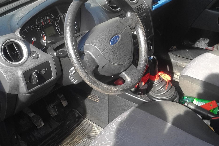 Продам Ford Fiesta 2005 года в г. Нововолынск, Волынская область