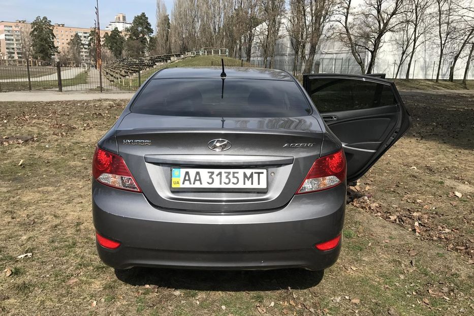 Продам Hyundai Accent  2012 года в Киеве