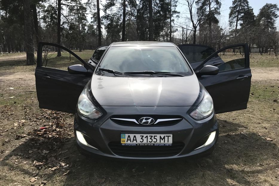 Продам Hyundai Accent  2012 года в Киеве