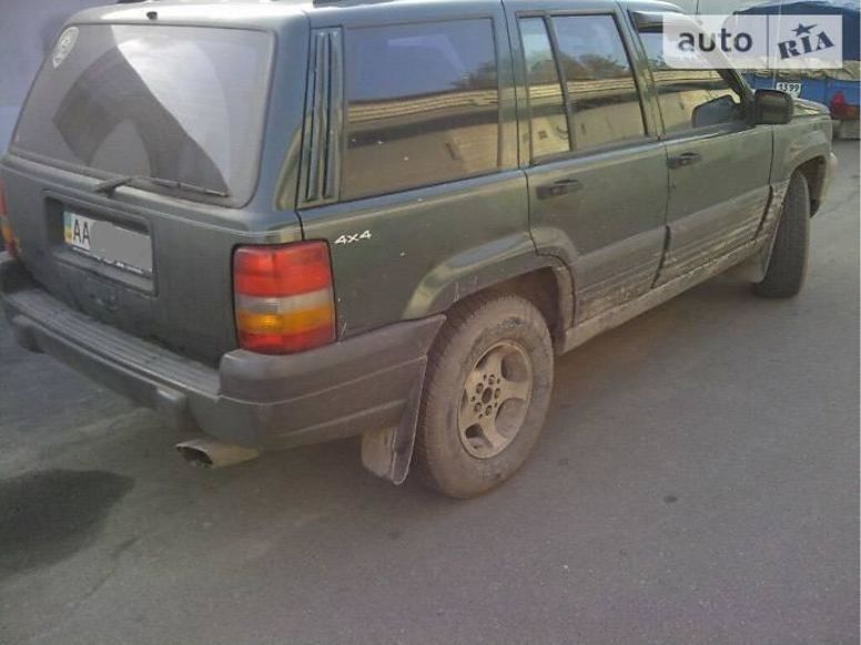 Продам Jeep Grand Cherokee Laredo 1996 года в Киеве
