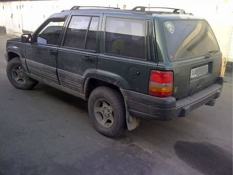 Продам Jeep Grand Cherokee Laredo 1996 года в Киеве