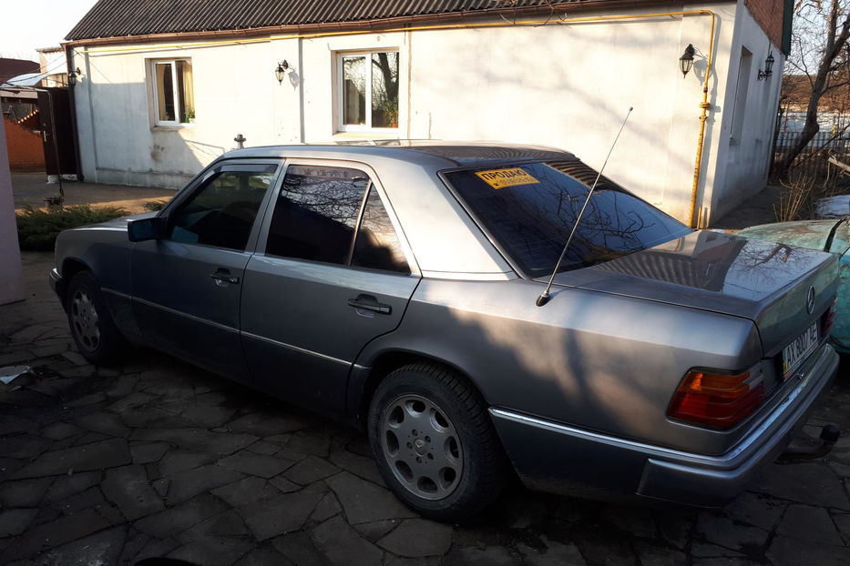 Продам Mercedes-Benz 200 1989 года в Харькове
