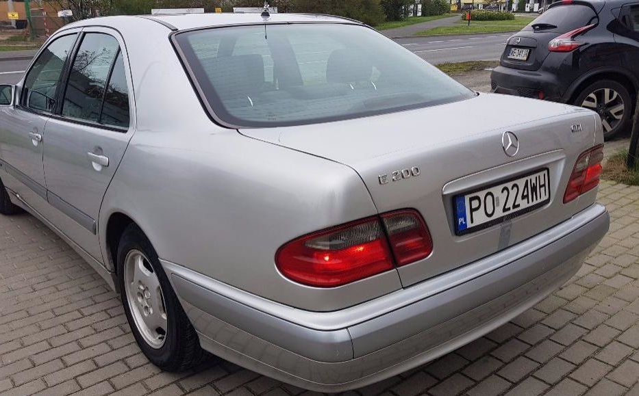 Продам Mercedes-Benz E-Class 2001 года в Львове