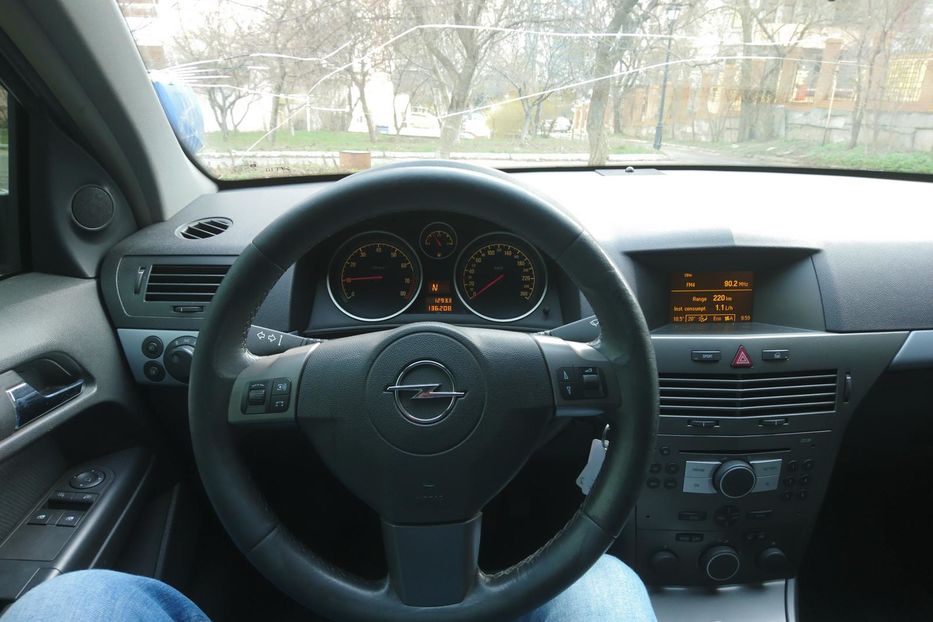 Продам Opel Astra H 2005 года в Одессе