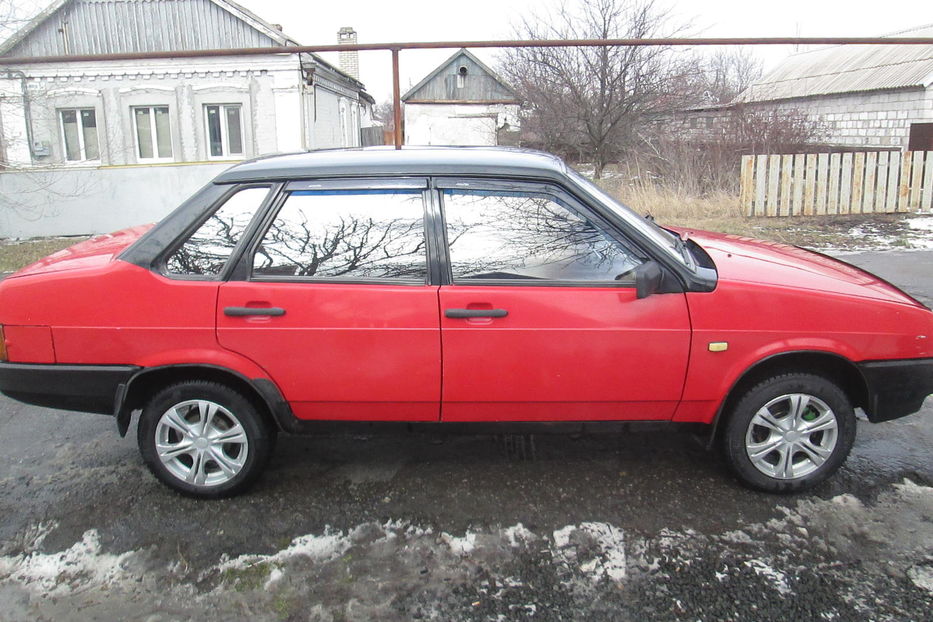 Продам ВАЗ 21099 седан 1995 года в г. Мариуполь, Донецкая область