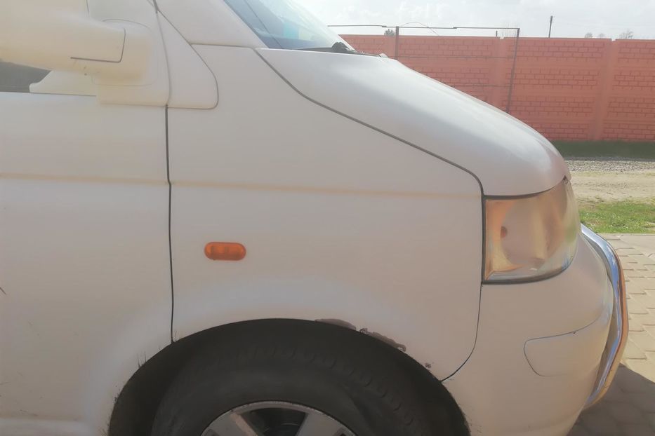 Продам Volkswagen T5 (Transporter) пасс. 2005 года в г. Каменка-Бугская, Львовская область