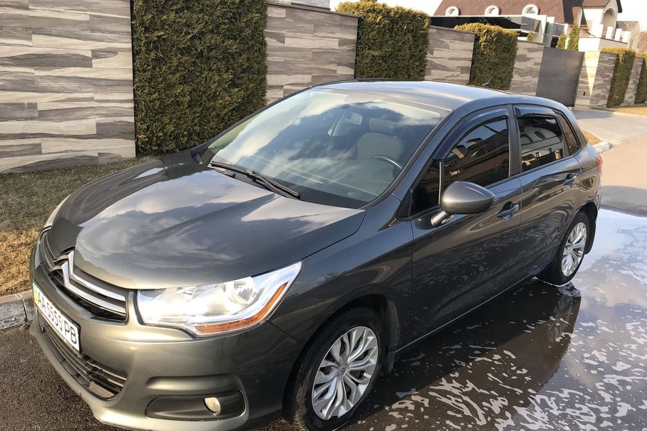 Продам Citroen C4 2013 года в Киеве