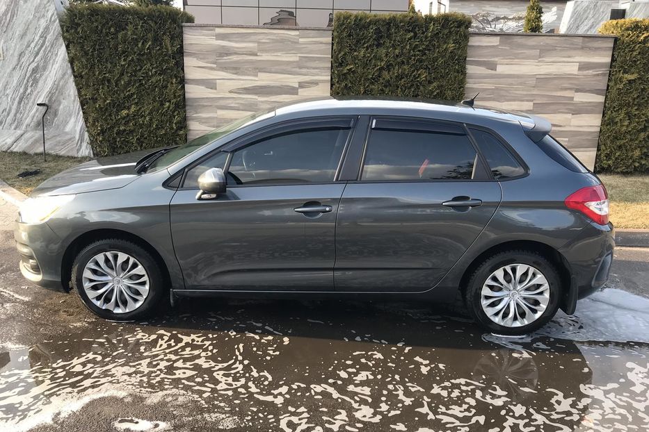 Продам Citroen C4 2013 года в Киеве