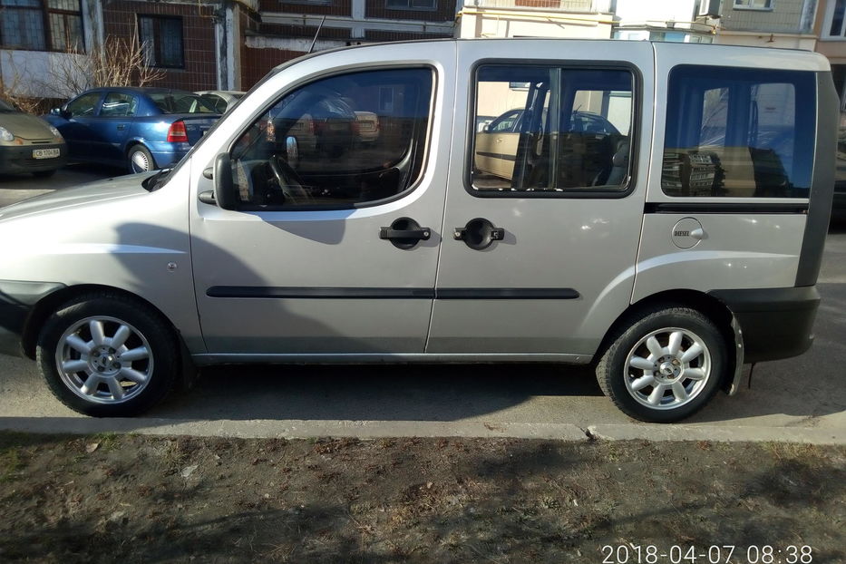 Продам Fiat Doblo пасс. 2004 года в Черкассах