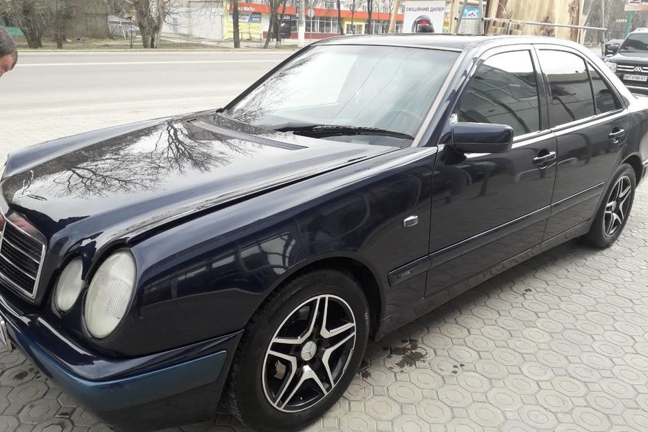 Продам Mercedes-Benz 210 E-230 W-210 klassic 1996 года в Херсоне