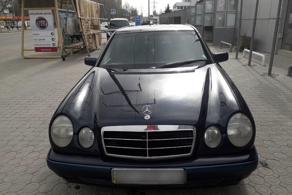 Продам Mercedes-Benz 210 E-230 W-210 klassic 1996 года в Херсоне