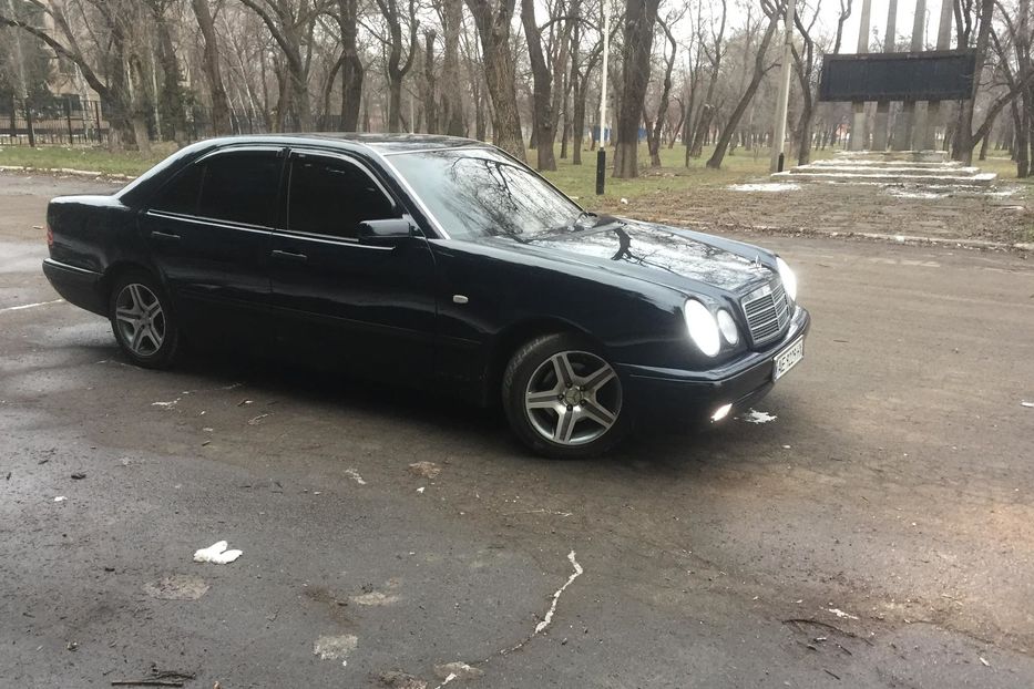 Продам Mercedes-Benz 230 1996 года в г. Кривой Рог, Днепропетровская область
