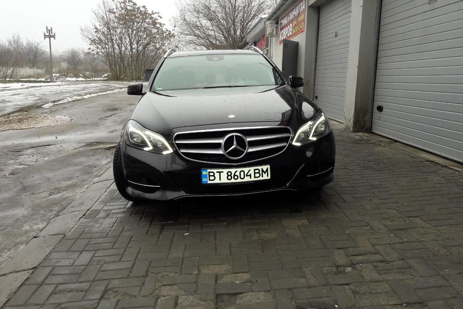 Продам Mercedes-Benz E-Class 250 Avantgart 2013 года в Херсоне