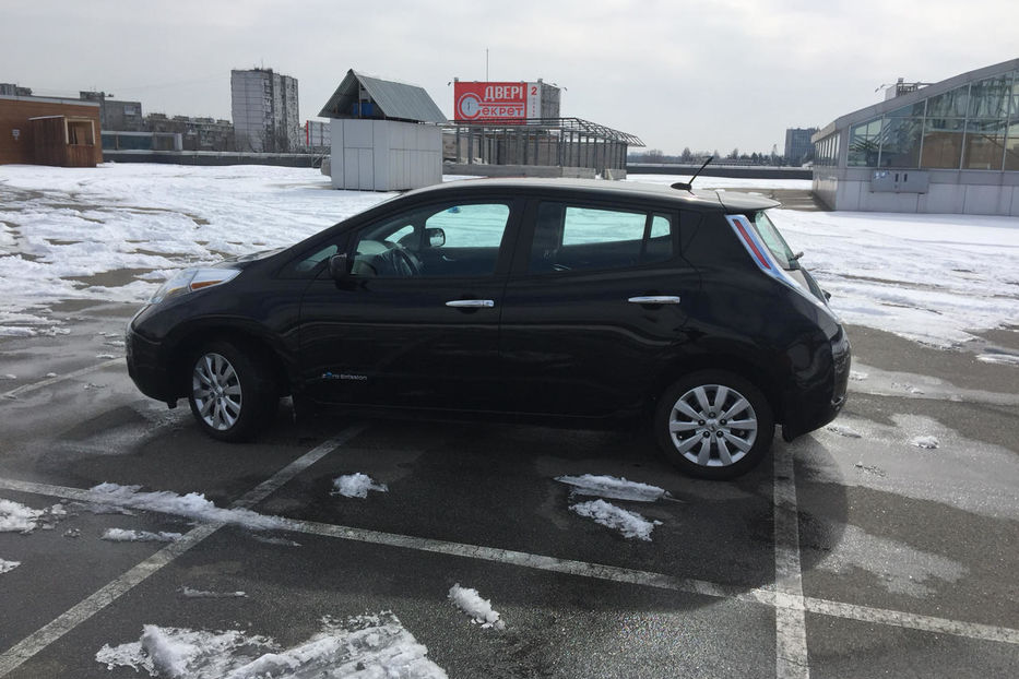 Продам Nissan Leaf 2014 года в Киеве