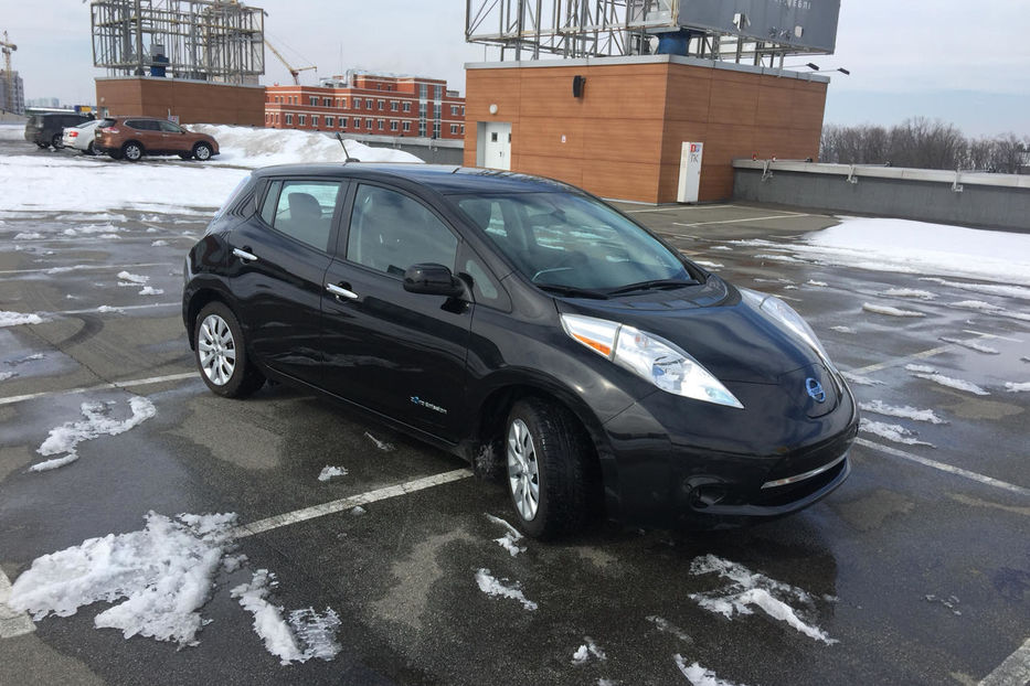 Продам Nissan Leaf 2014 года в Киеве