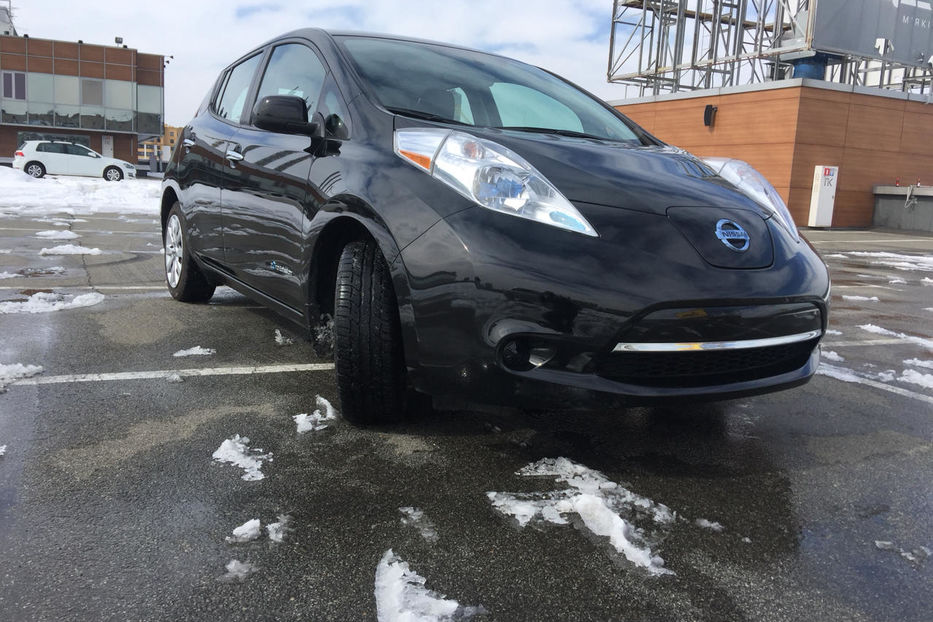 Продам Nissan Leaf 2014 года в Киеве