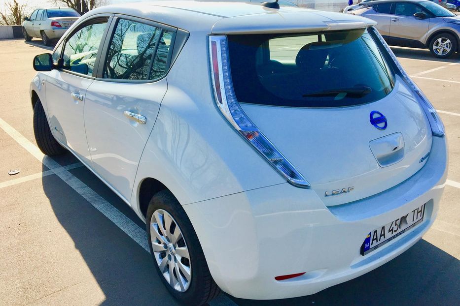 Продам Nissan Leaf S+  2015 года в Киеве