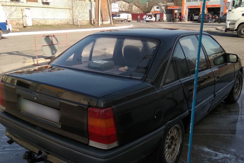 Продам Opel Omega А 1990 года в Киеве