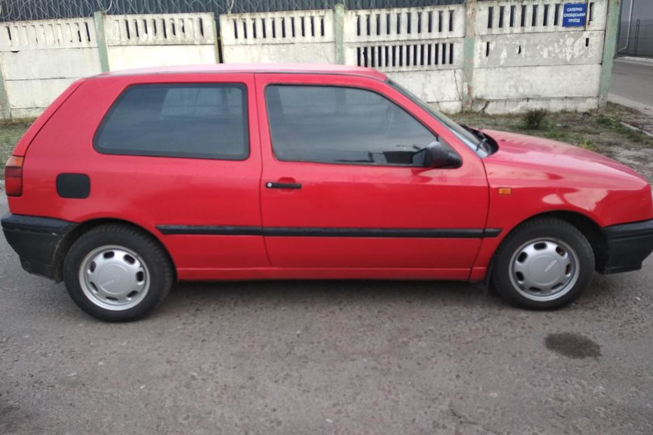 Продам Volkswagen Golf III 1993 года в Киеве