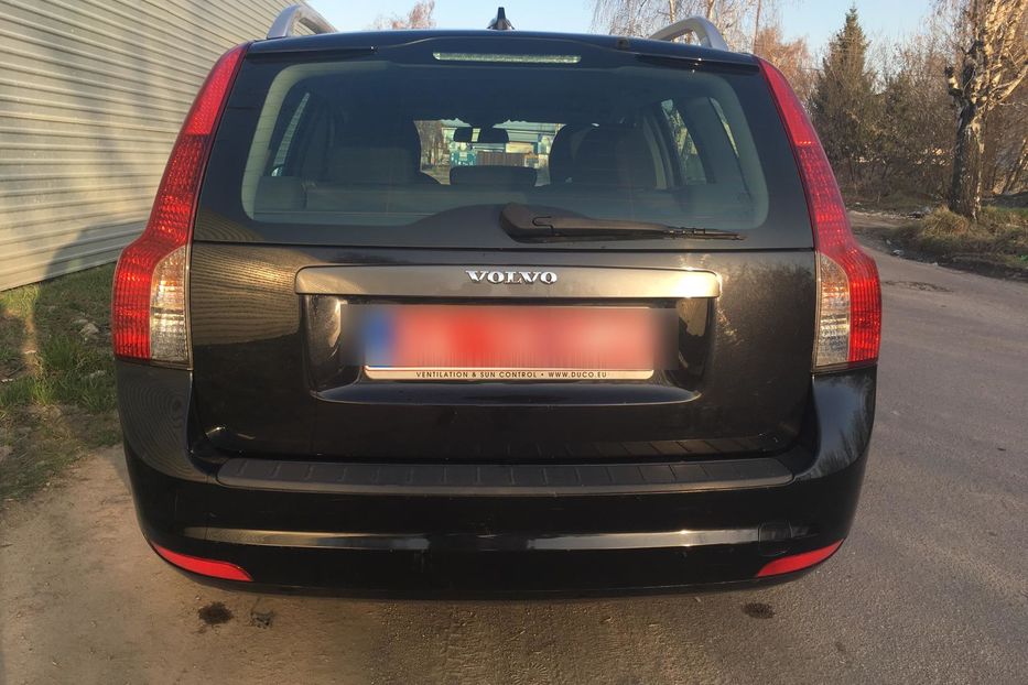 Продам Volvo V50 2011 года в г. Бердичев, Житомирская область