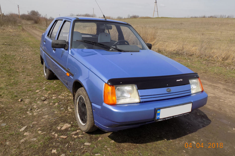 Продам ЗАЗ 1103 Славута люкс 2003 года в г. Покровское, Днепропетровская область