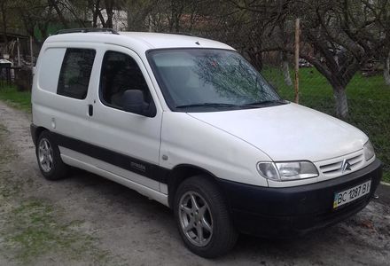 Продам Citroen Berlingo пасс. 2001 года в Львове