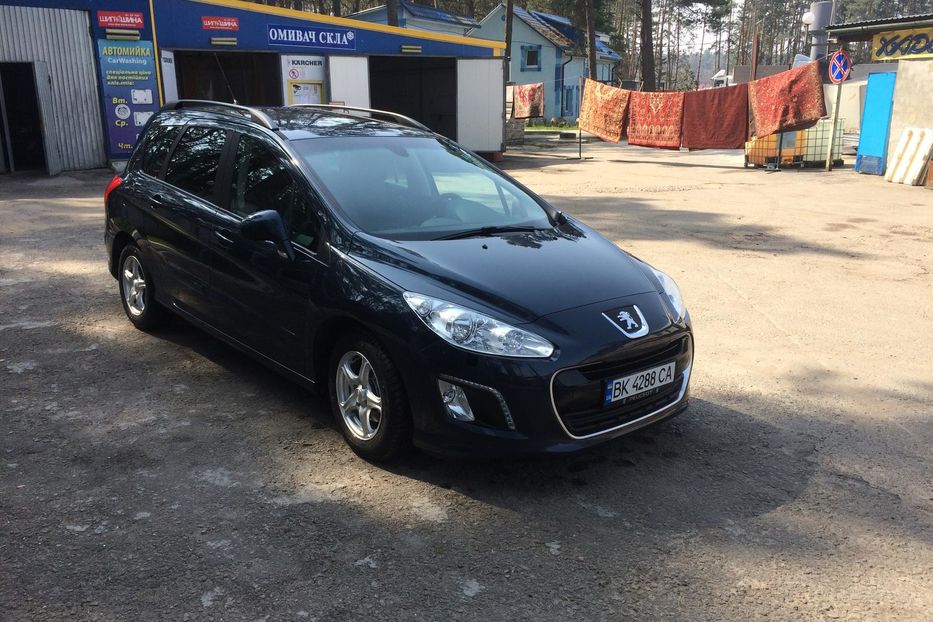 Продам Peugeot 308 SW Active 1.6 Avtomat  2011 года в Ровно