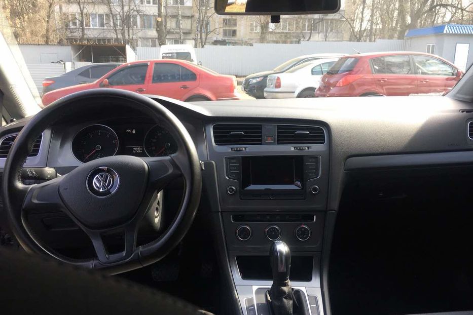 Продам Volkswagen Golf VII 7 2014 года в Киеве