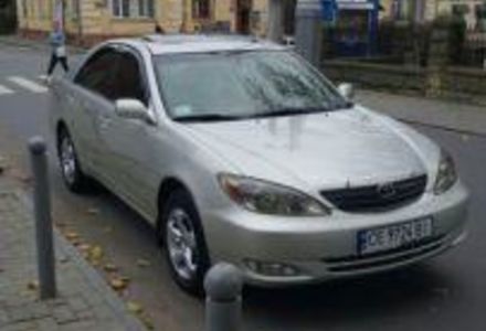 Продам Toyota Camry ХЛЕ 2003 года в Черновцах