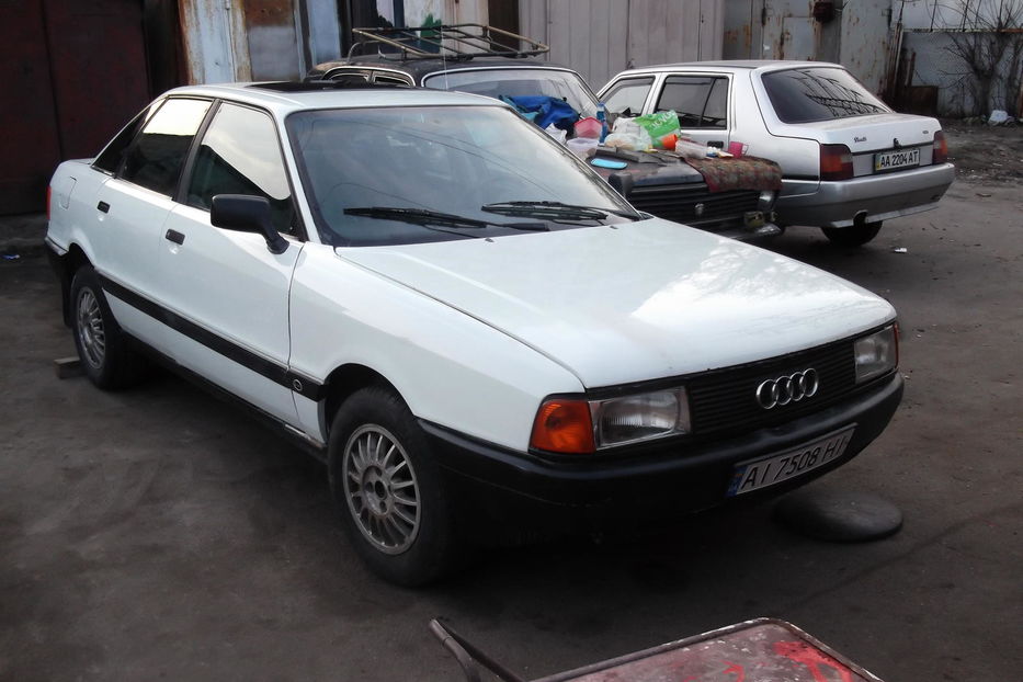 Продам Audi 80 B3 1987 года в Киеве