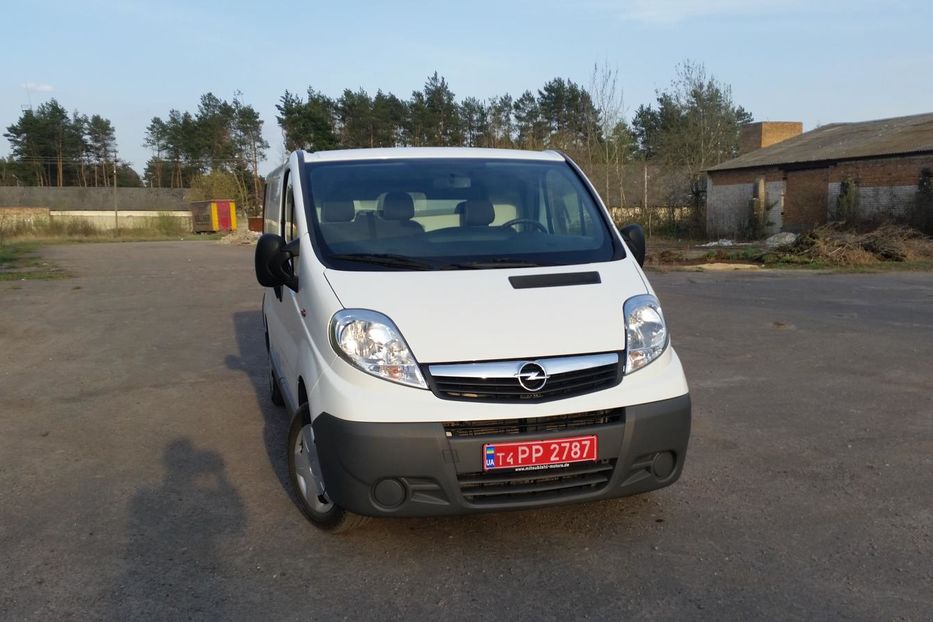 Продам Opel Vivaro груз. 84 кВт 2014 г.  2014 года в г. Радывылив, Ровенская область