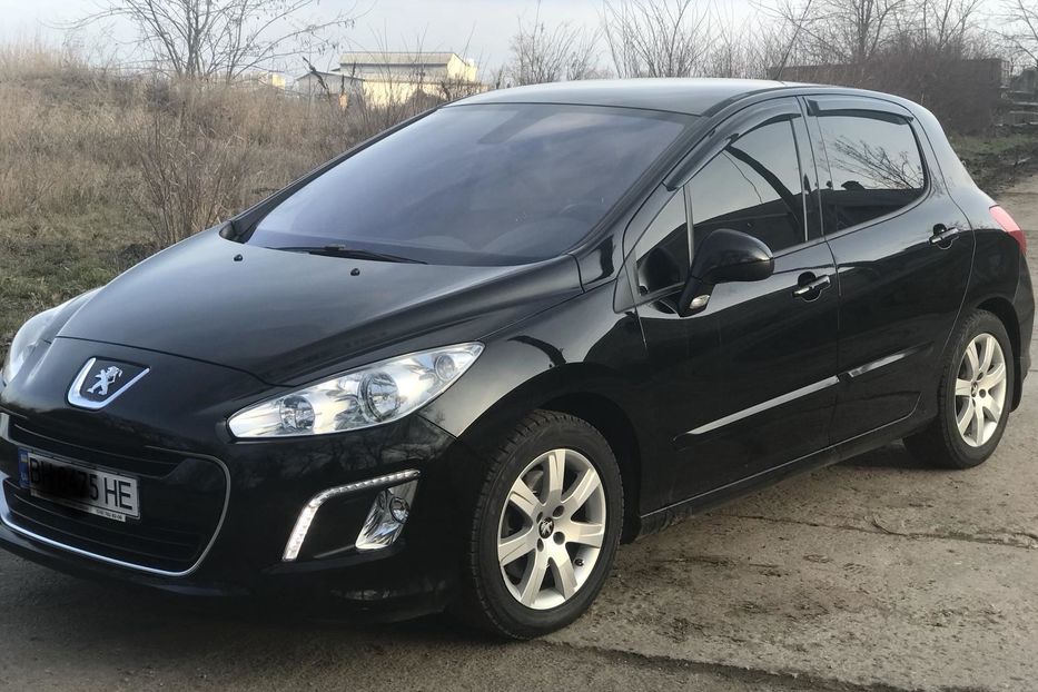 Продам Peugeot 308 2011 года в Одессе