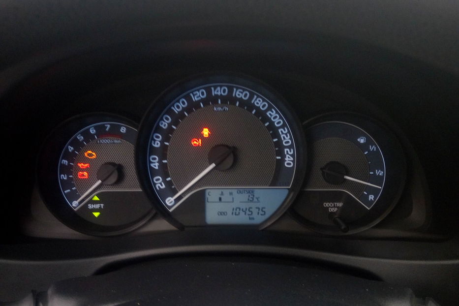 Продам Toyota Auris 2013 года в Житомире