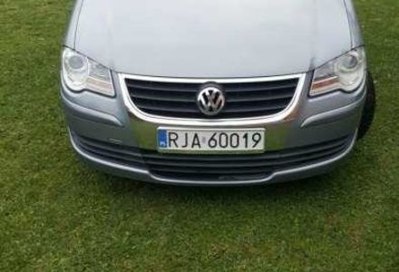 Продам Volkswagen Touran 2008 года в Черновцах