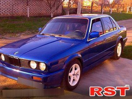 Продам BMW 318 i 1987 года в Кропивницком