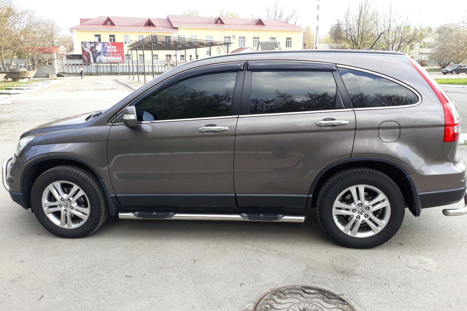 Продам Honda CR-V 2012 года в Виннице