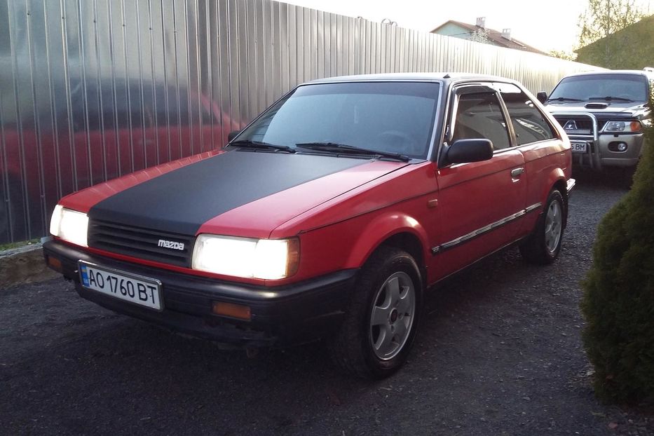 Продам Mazda 323 1987 года в Ужгороде